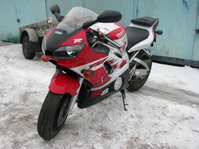 Yamaha R6