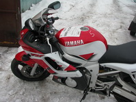 Yamaha R6