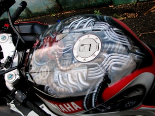 ���������� �� Yamaha R6